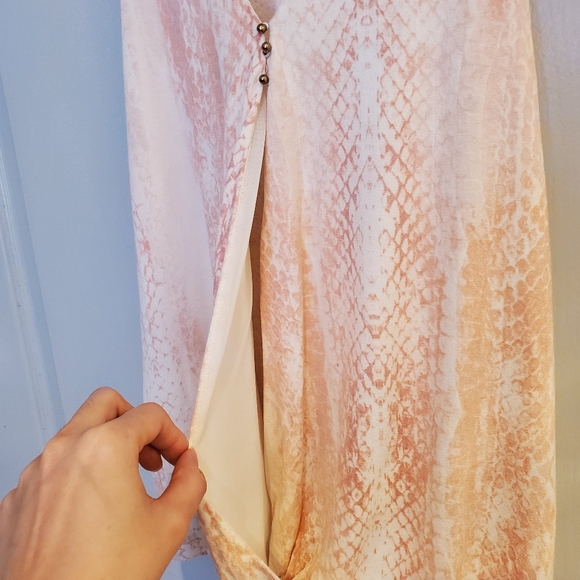 Dynamite Wrap Cross Over Sleeveless Top - Picture 6 of 7